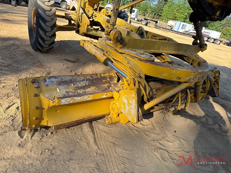 caterpillar-12g-image-12