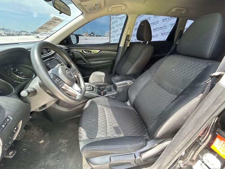 2018-nissan-rogue-image-11
