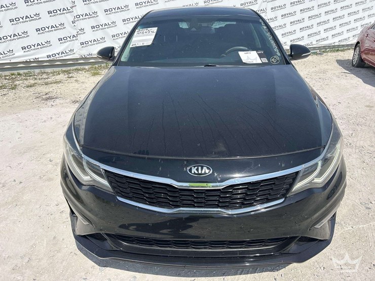 2019-kia-optima-sedan-image-24