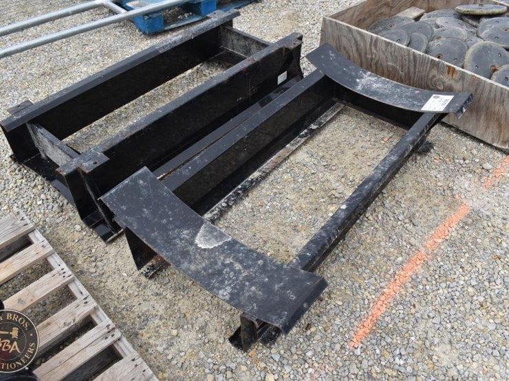 fertilizer-tank-brackets-45195-image-2