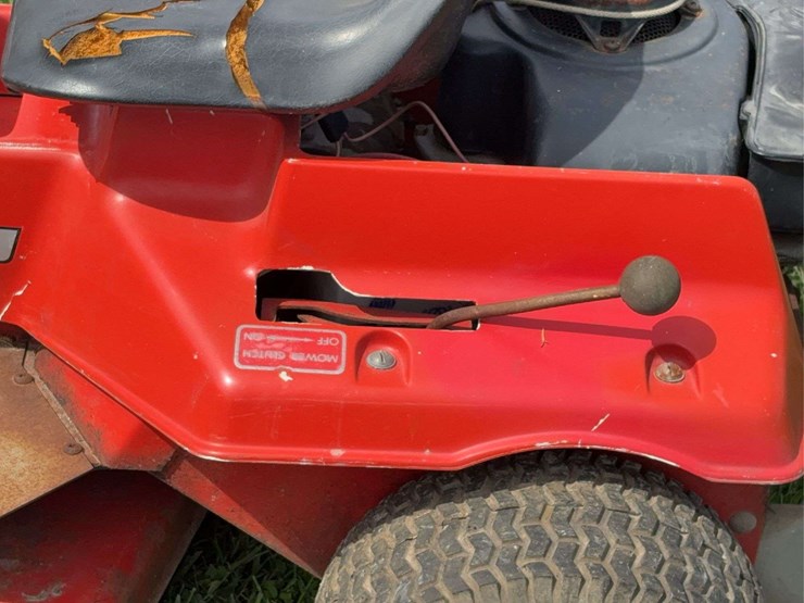 massey-ferguson-6-image-12