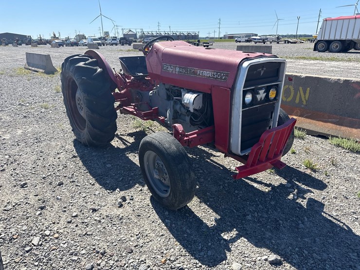 massey-ferguson-230-image-1