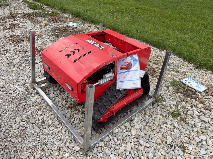 2026-mms-ms800-tracked-mower-image-1