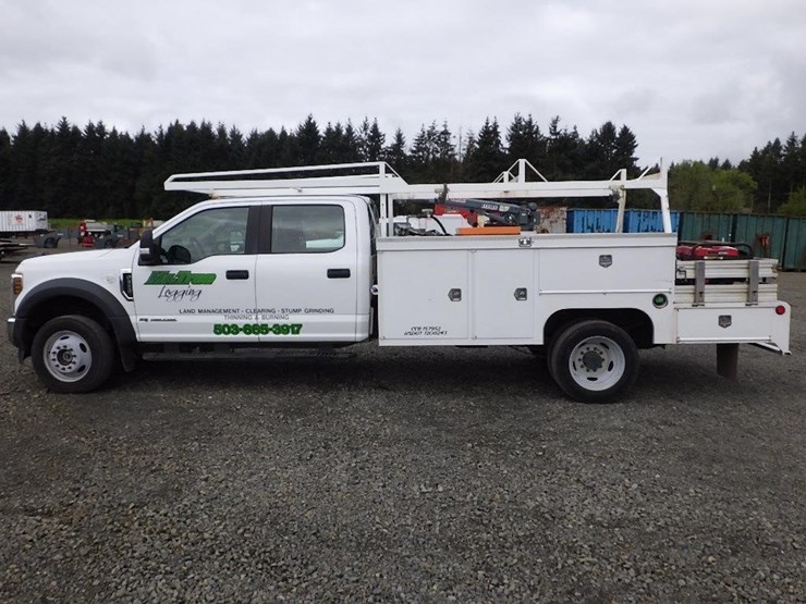 2020-ford-f550-image-8
