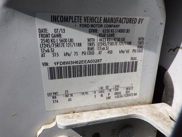 2014-ford-f350-image-43