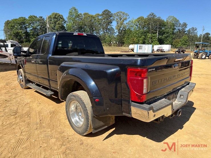 ford-f350-xlt-image-3