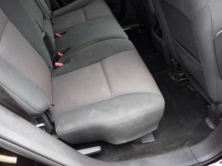2013-ford-edge-image-16