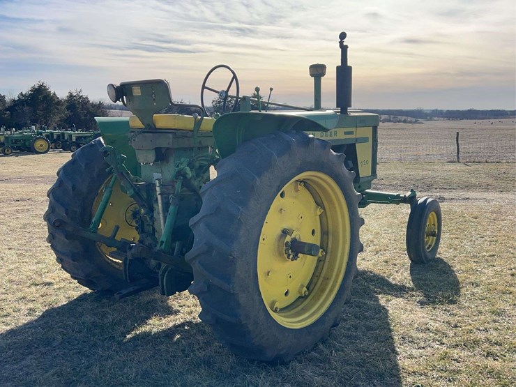 john-deere-720-image-5
