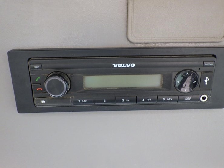 2018-volvo-ecr235el-image-57