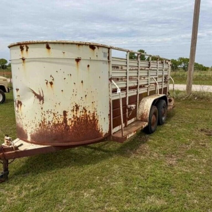 16’ Livestock Trailer