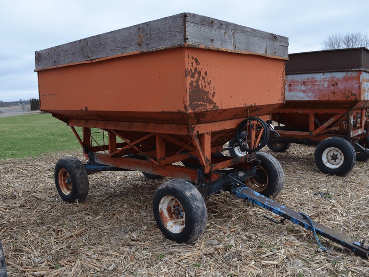 gravity-wagon-with-hydraulic-auger-image-6