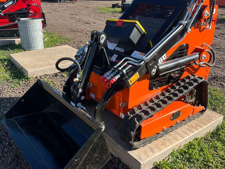 2026-sdlool-sl36c-mini-skid-steer-loader-(new/unused)-includes-bucket-and-accepts-multiple…-image-1