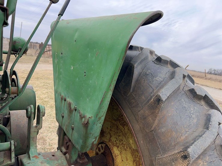 john-deere-720-image-39