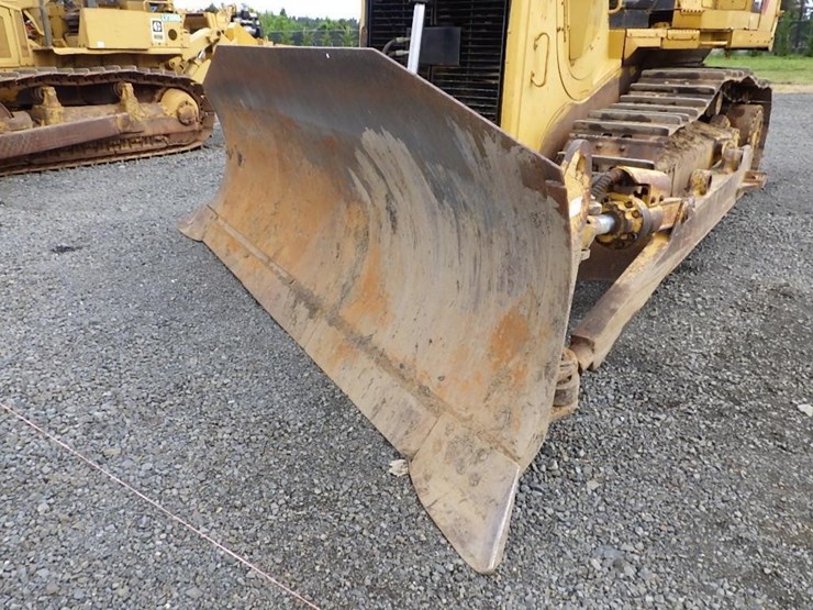2011-caterpillar-d7e-image-12