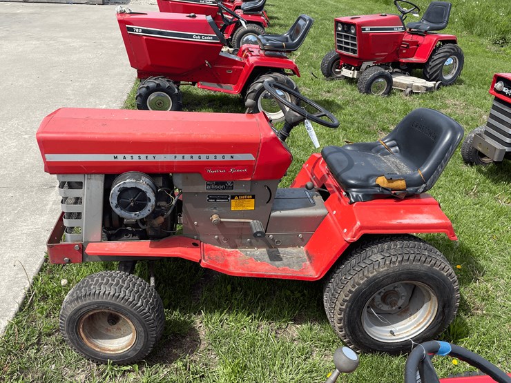 1975-massey-ferguson-16-image-2