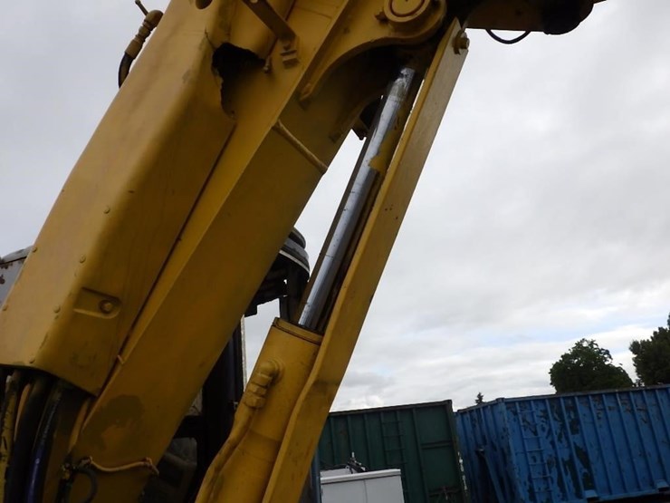 kobelco-hydraulic-excavator-image-28
