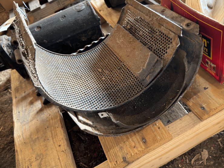 assorted-gleaner-parts-image-2