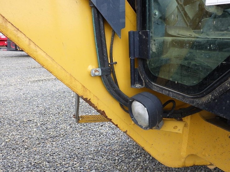 2016-deere-772gp-image-23