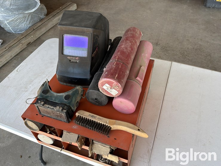 twentieth-century-heavy-duty-arc-welder-image-13