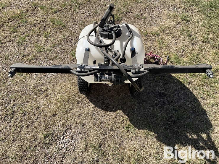 fimco-20-gal-pull-type-lawn-sprayer-image-9