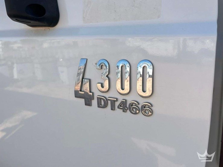 international-durastar-4300-image-18