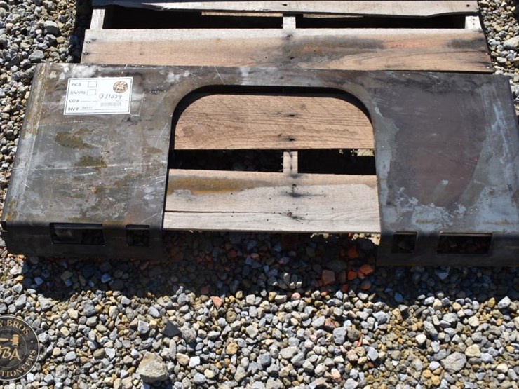 skid-steer-plate-44971-image-1