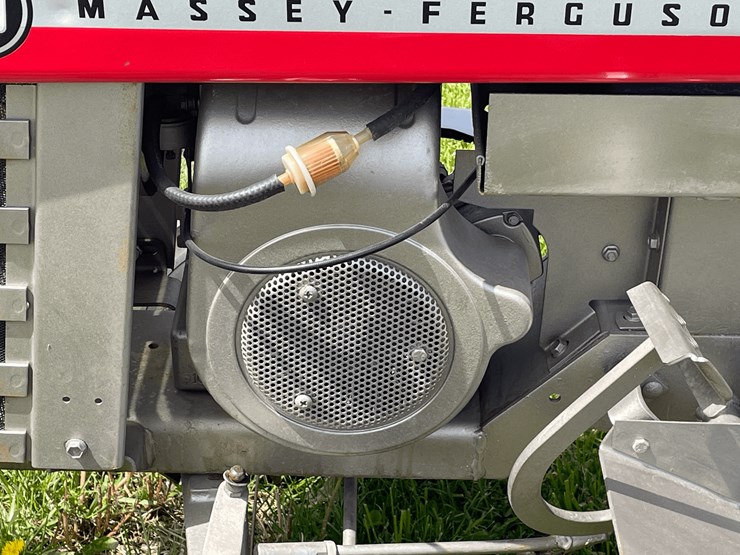 1976-massey-ferguson-10-image-14