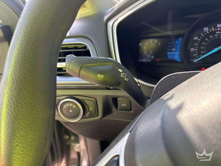 2014-ford-fusion-sedan-image-16