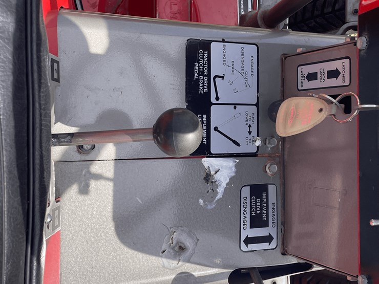 1971-massey-ferguson-7-image-21