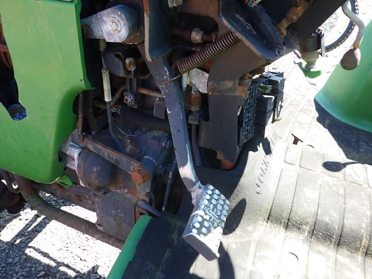 john-deere-4600-image-19