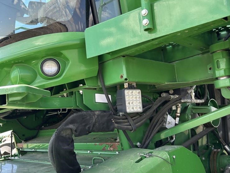2016-john-deere-s680-image-90