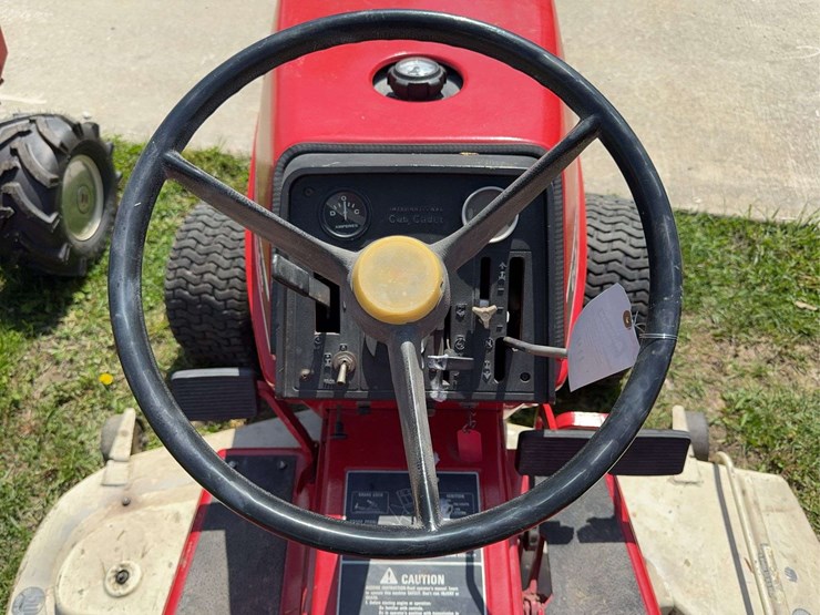 1980-international-cub-image-11