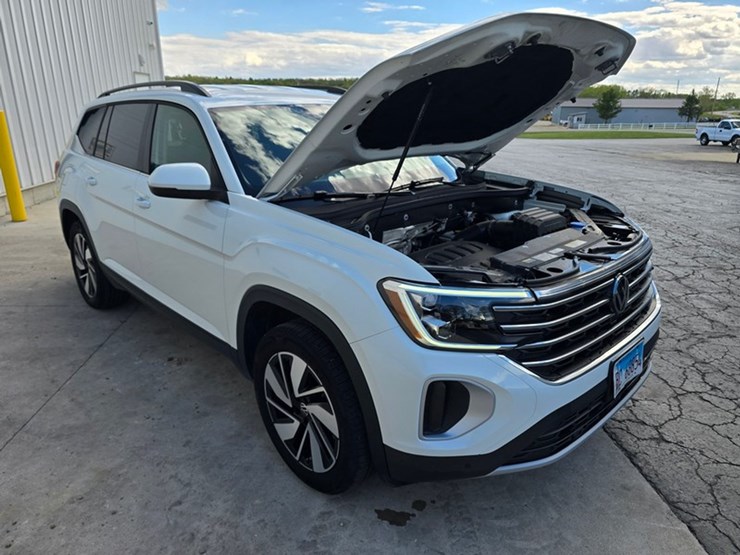#416-•-2024-volkswagon-atlas-se-crossover-suv-image-32