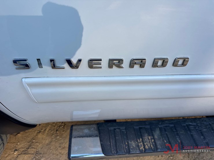 2011-chevrolet-silverado-1500-image-10