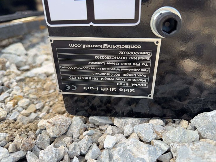 2026-giyi-hydraulic-skid-steer-forks-image-7