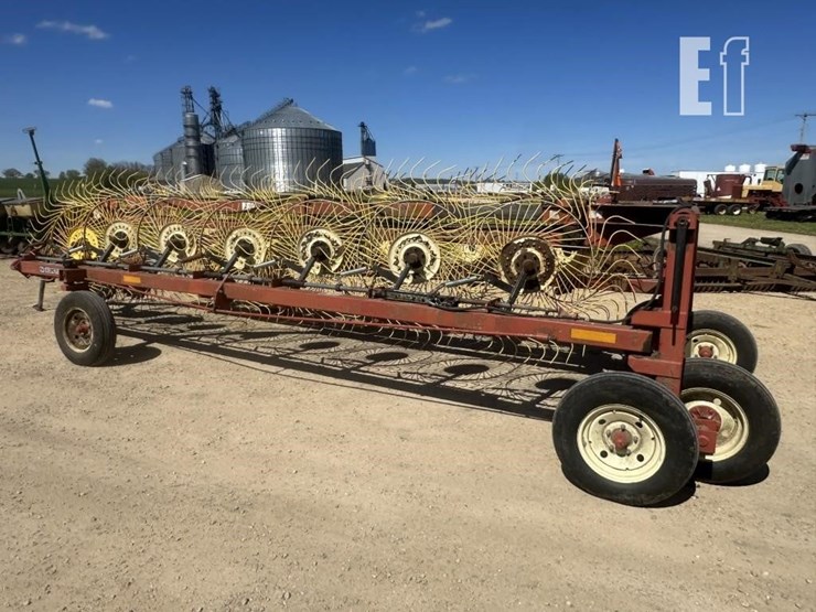 h-&-s-wheel-rake-589-image-2