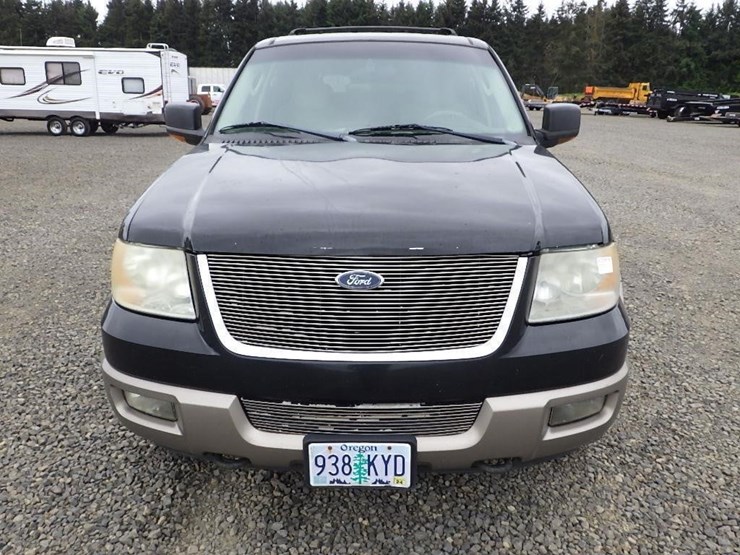 2003-ford-expedition-image-2