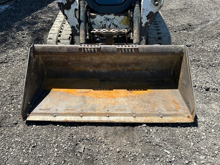 2021-bobcat-t595-image-9