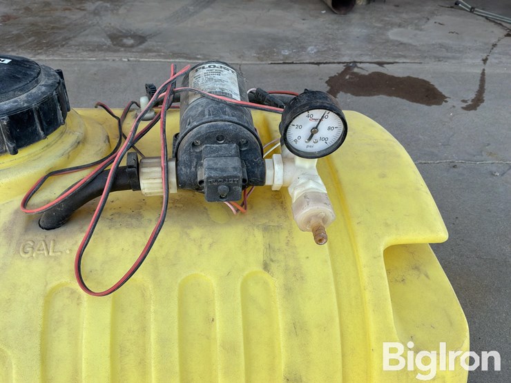 flojet-4-wheeler-sprayer-image-10