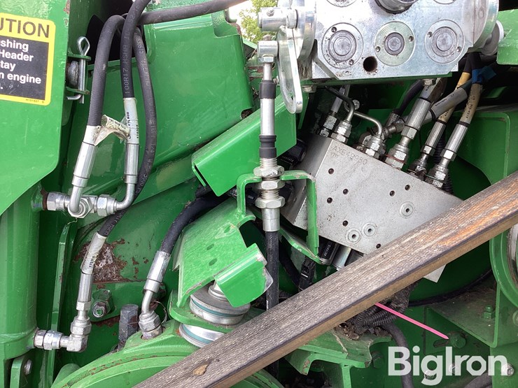 2019-john-deere-s780-image-19