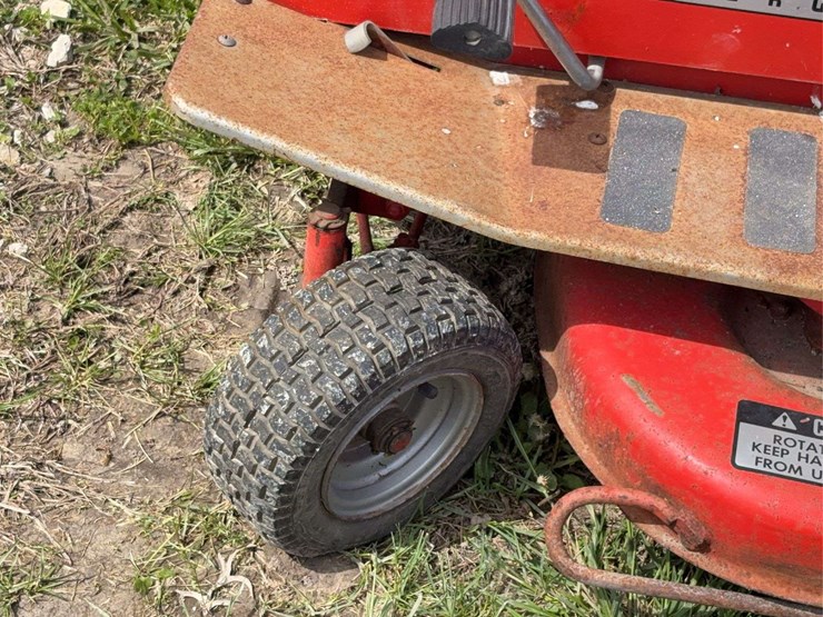massey-ferguson-6-image-10