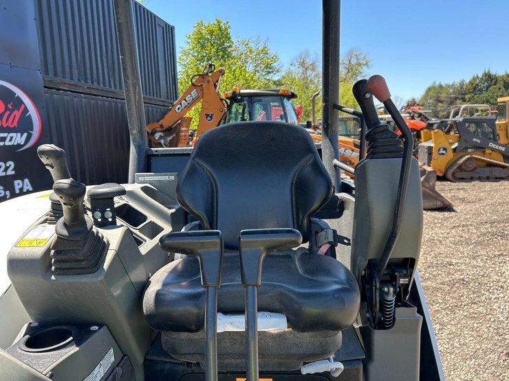 2020-bobcat-e35i-image-18
