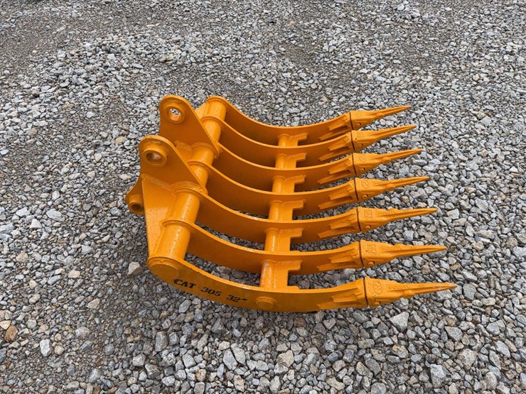 2026-giyi-32"-excavator-rake-image-2