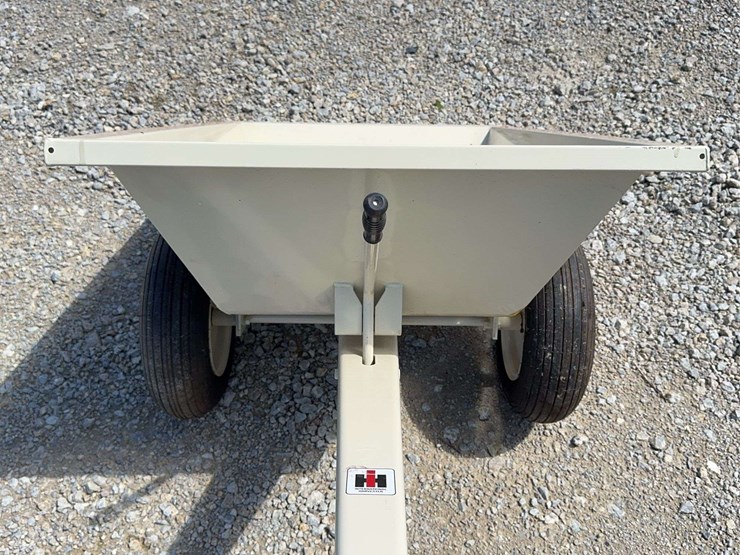 international-harvester-decal-dump-lawn-cart-image-8