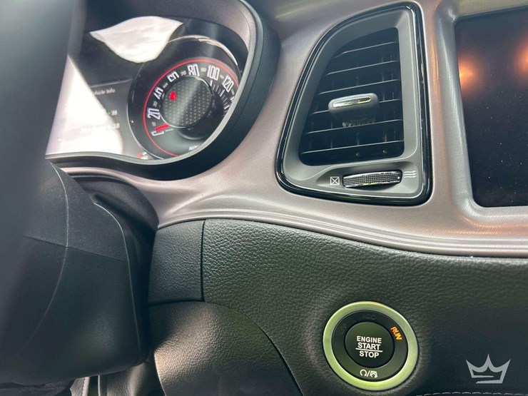 2023-dodge-challenger-coupe-image-15