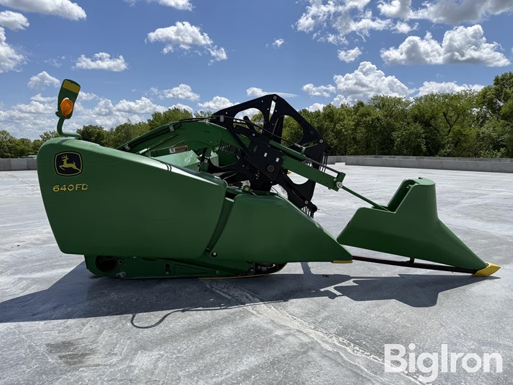 2013-john-deere-640fd-image-4