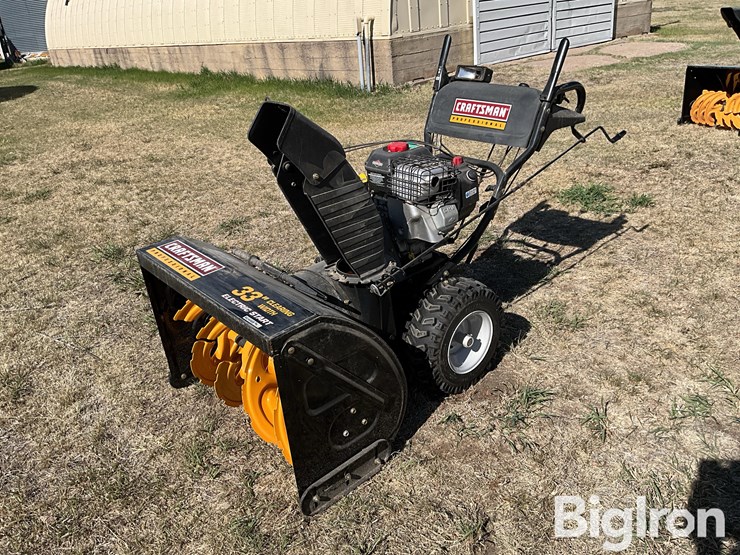 craftsman-33”-self-propelled-snowblower-image-1