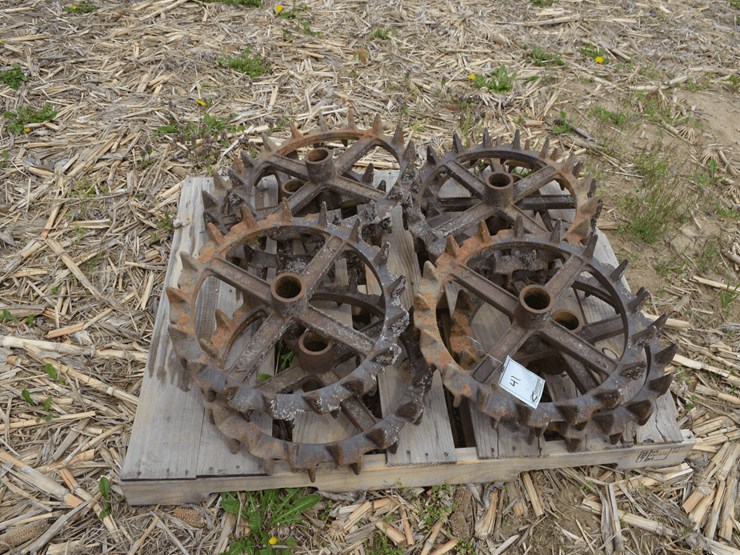 2-inch-hole-crowfoot-packer-wheels-image-1