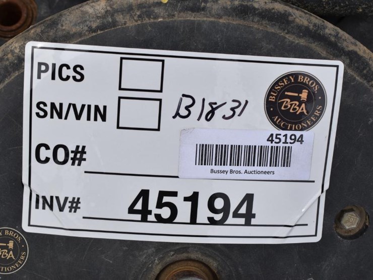 john-deere-planter-closing-wheels-45194-image-3