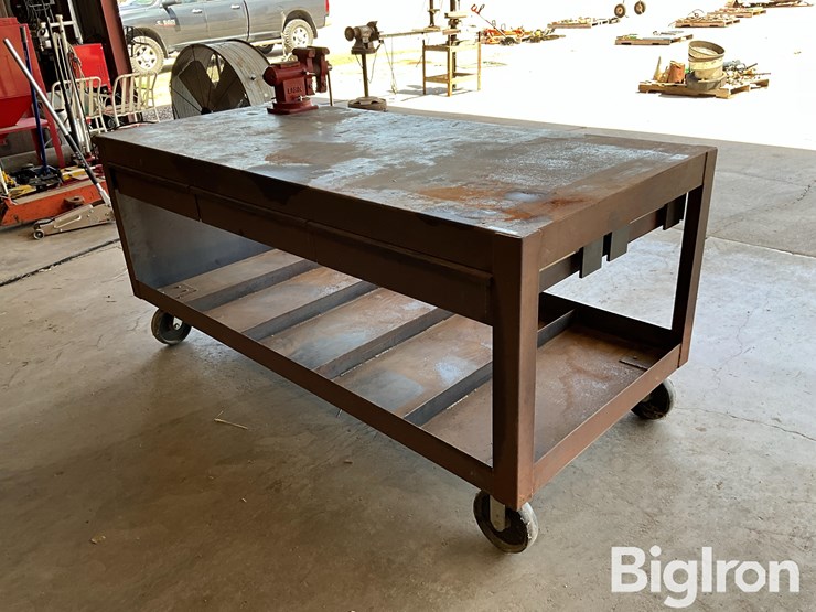 40”x88”-rolling-work/storage-bench-image-5